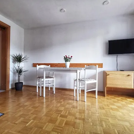 Veldes Apartamento *